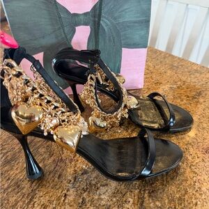 NEW! Size-8 Gorgeous Jeffrey Campbell black heel sandal with gold charms